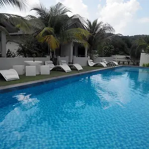 fuuka-villa.tophotelslangkawi.com/