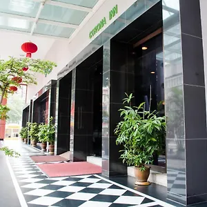 3* 酒店 科罗纳酒店
