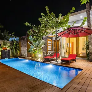 maneh-villa-private-pool.tophotelslangkawi.com/
